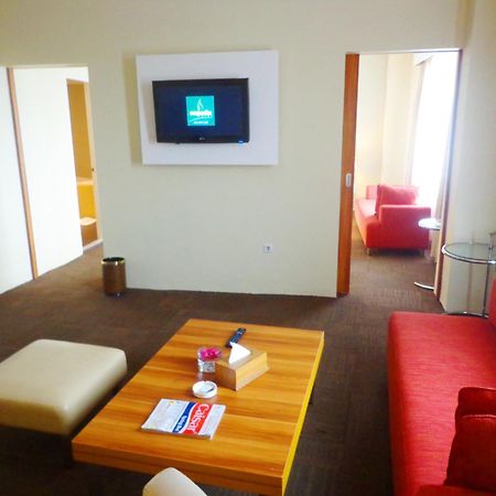 Sapadia Hotel Siantar Pematangsiantar Dış mekan fotoğraf
