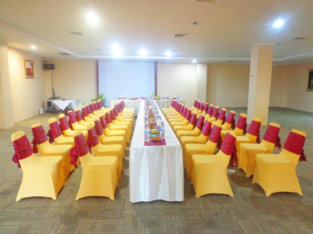 Sapadia Hotel Siantar Pematangsiantar Dış mekan fotoğraf